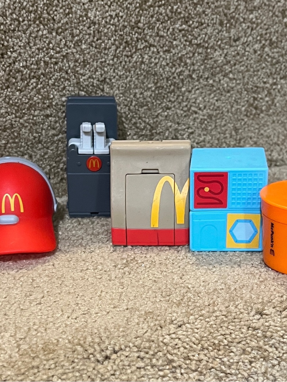 2025 Lil Mcdonalds Minature Kids HAPPY MEAL With Changeables Bundle Lot of 7